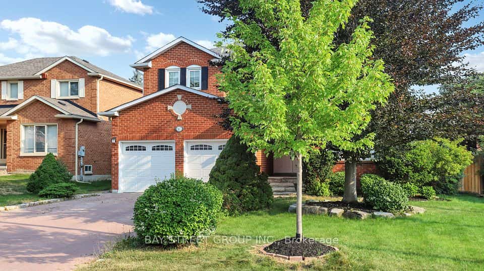 57 Whitburn Crescent, Vaughan, ON L6A 1M7
