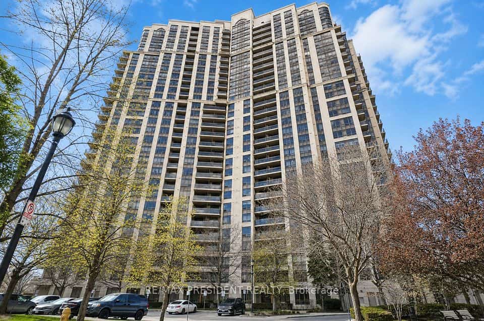Mansions of Humberwood, Toronto