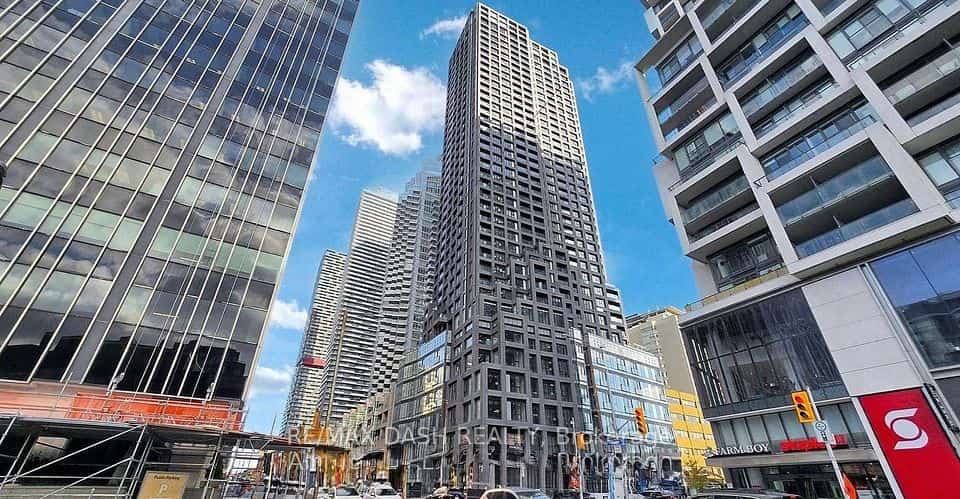 20 Soudan Avenue #2202, Toronto, ON M4S 1V5