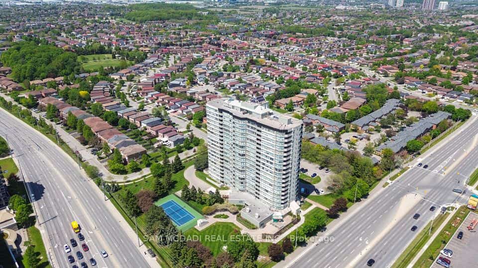 700 Constellation Drive #1109, Mississauga, ON L5R 3G8
