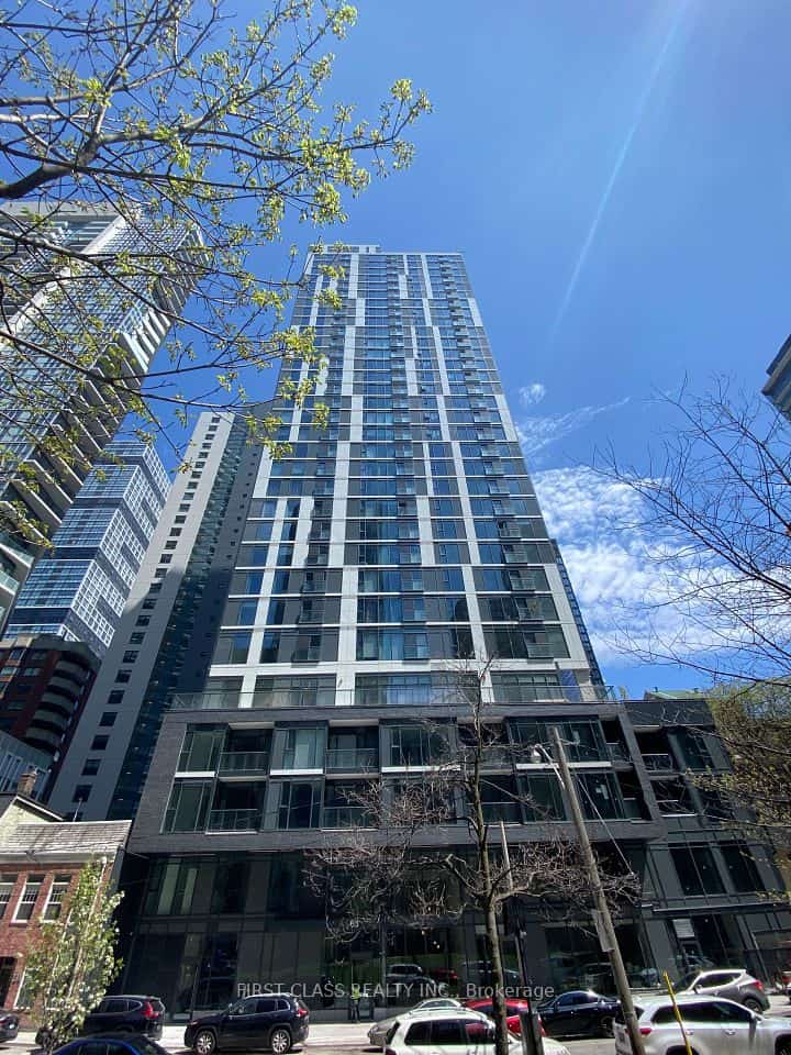 65 Mutual Street #2804, Toronto, ON M5B 2A9
