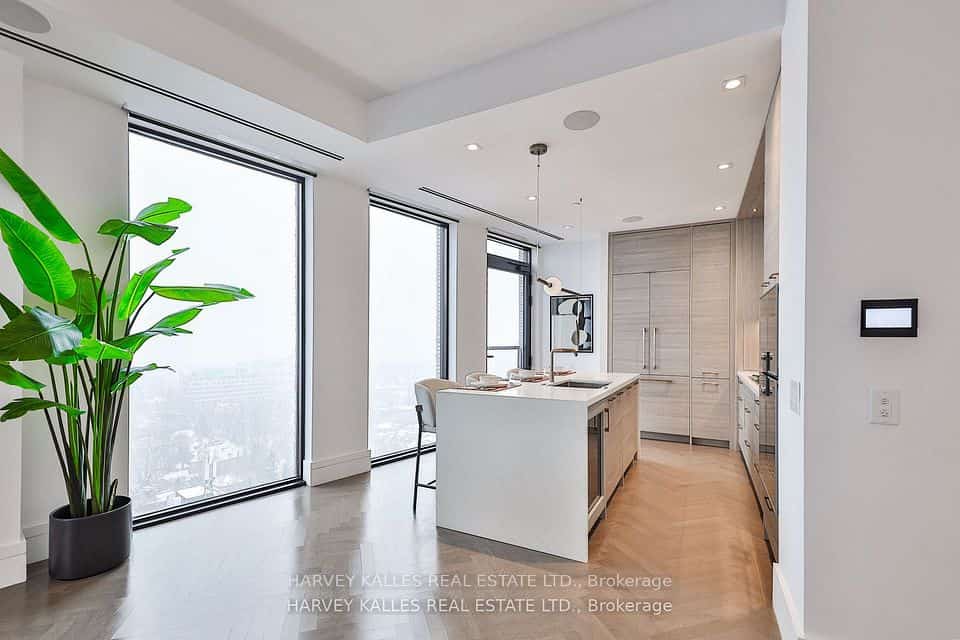215 Lonsdale Road #1707, Toronto, ON M4V 1W7