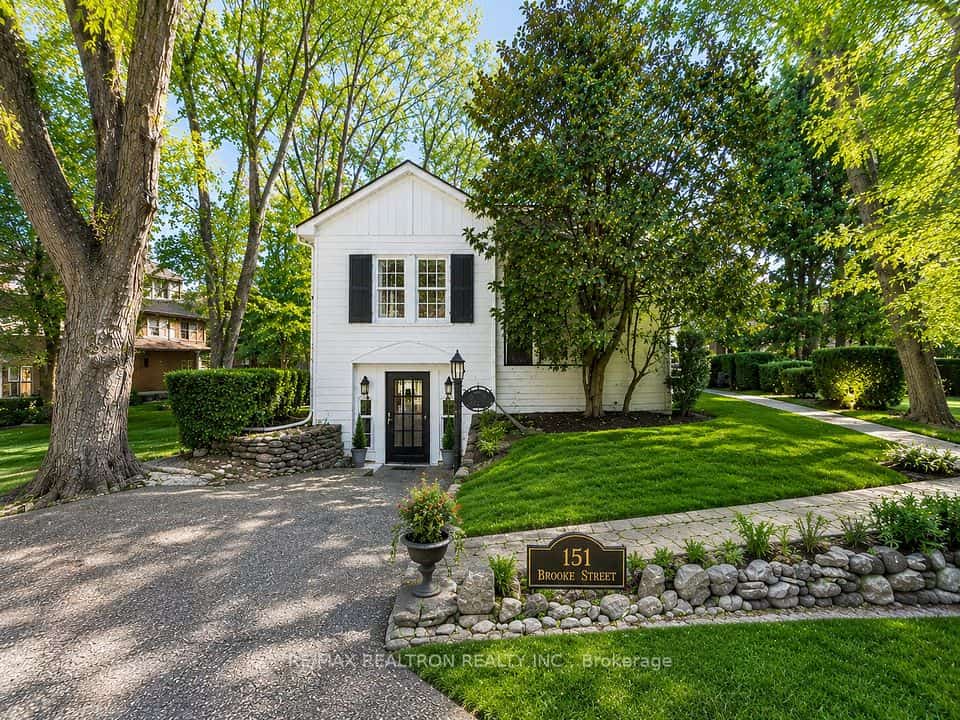 151 Brooke Street, Vaughan, ON L4J 1Z2