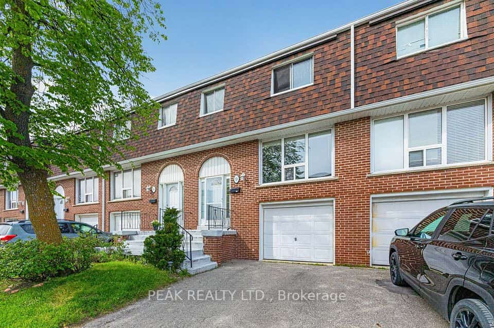 2380 Bromsgrove Road #9, Mississauga, ON L5J 4E6