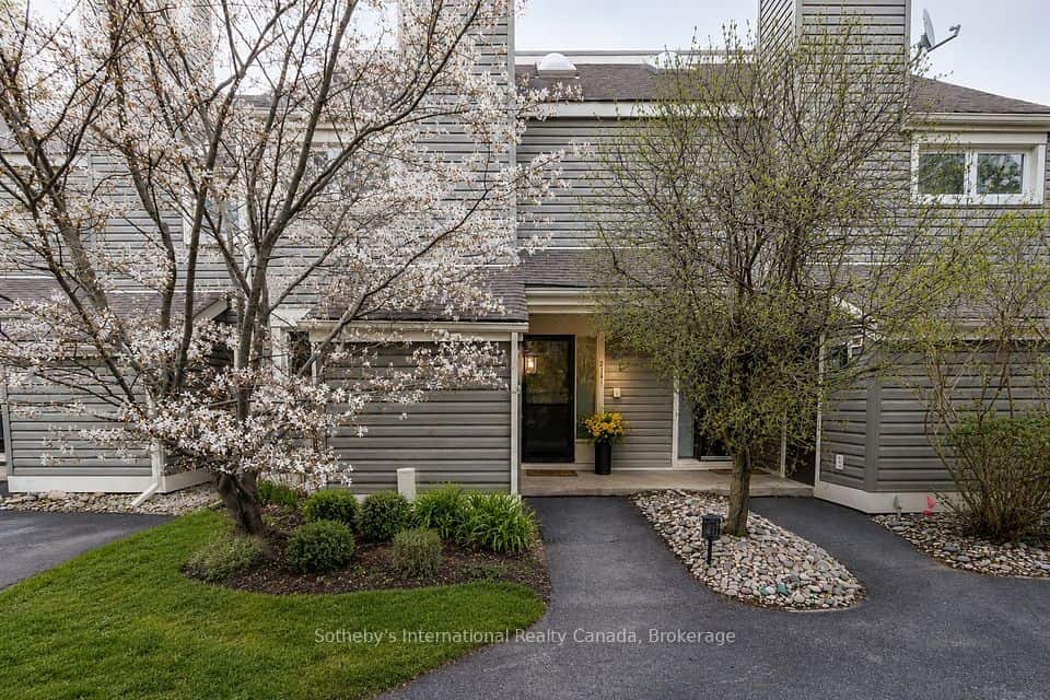 214 Escarpment Crescent, Collingwood, Collingwood