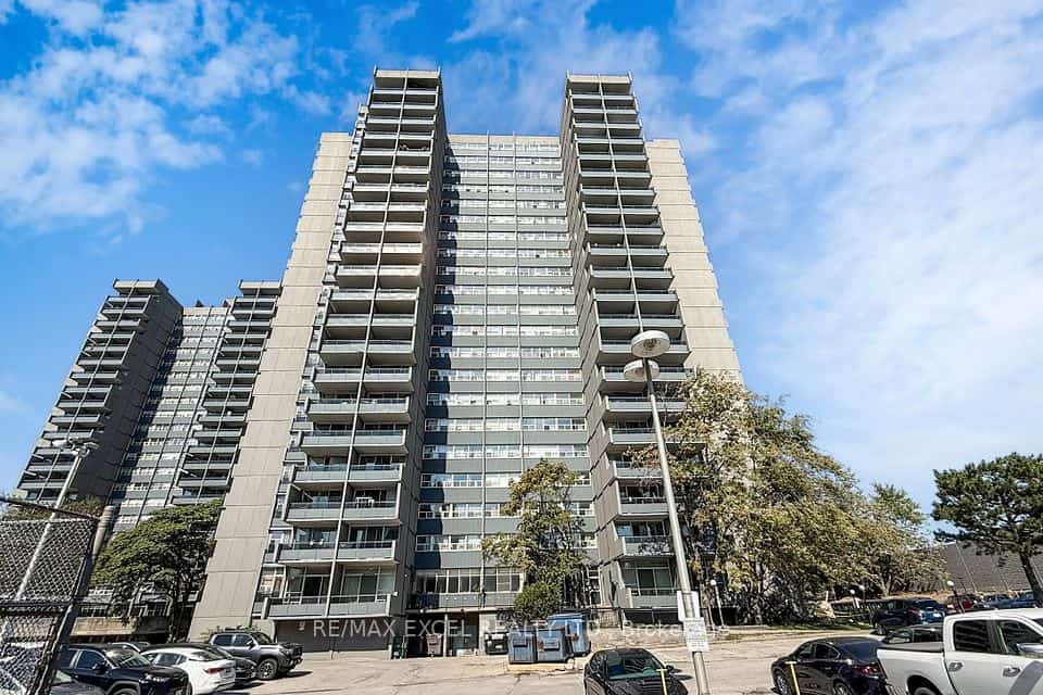 4101 Sheppard Avenue E #1708, Toronto, ON M1S 3H3