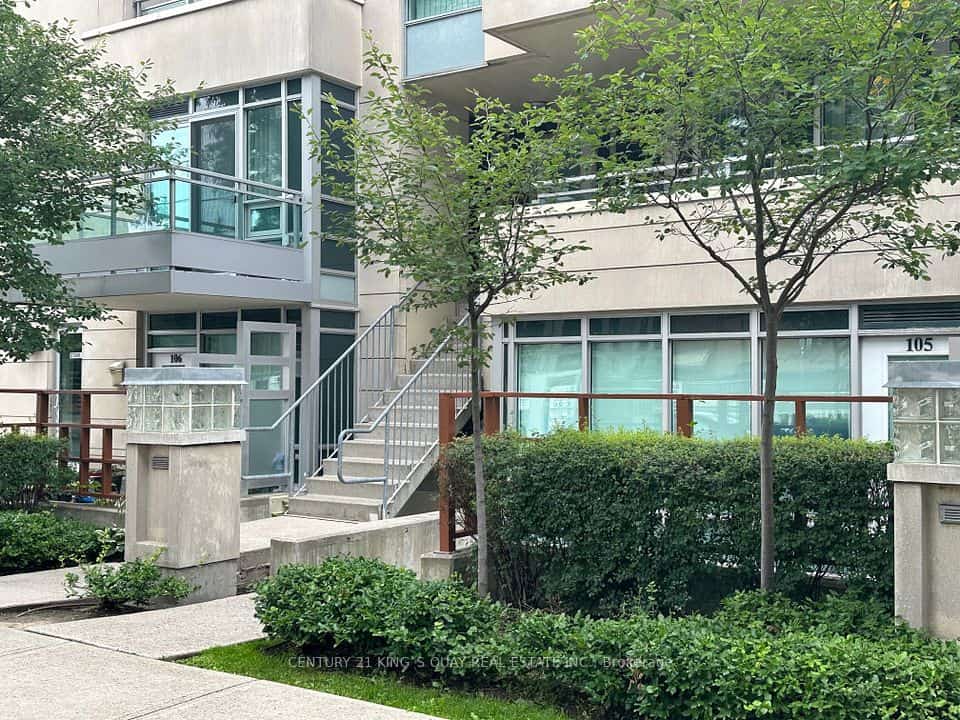 31 Olive Avenue #210, Toronto, ON M2N 4N4