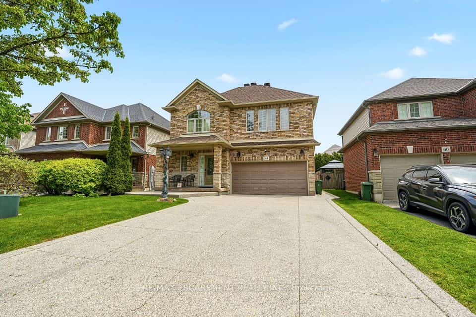 64 Wilbur Drive, Hamilton, ON L0R 1C0