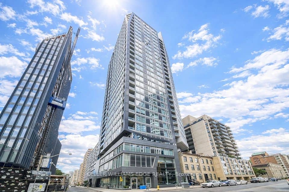 68 Shuter Street, Toronto