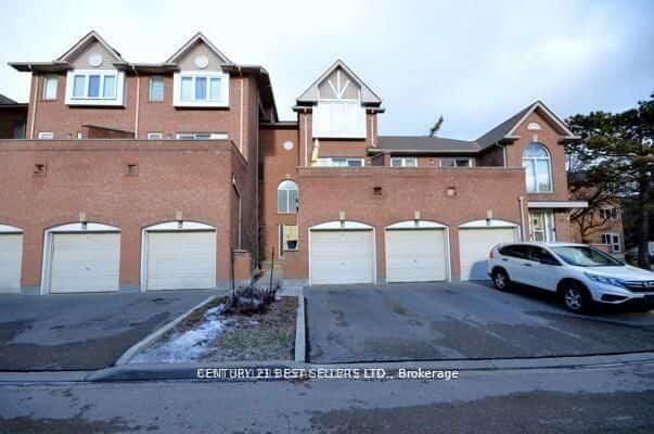 107 Bristol Road E #100, Mississauga, ON L4Z 3P6
