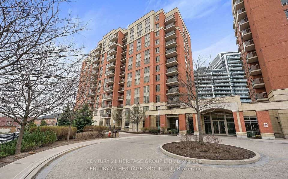 73 King William Crescent #LPH6, Richmond Hill, ON L4B 0C2