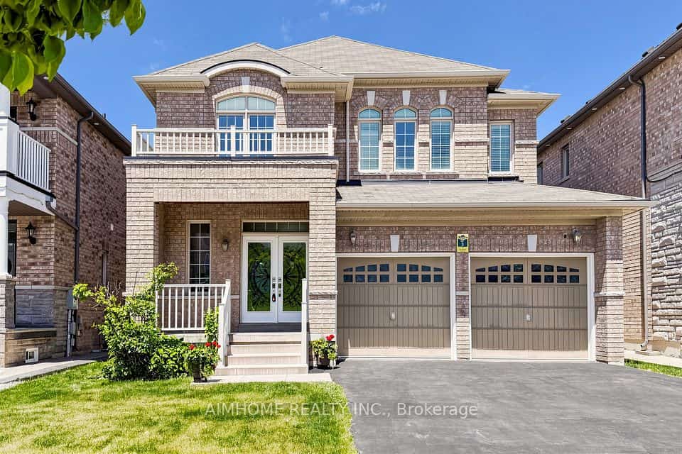 6 Valerian Street, Brampton, ON L6P 3N9