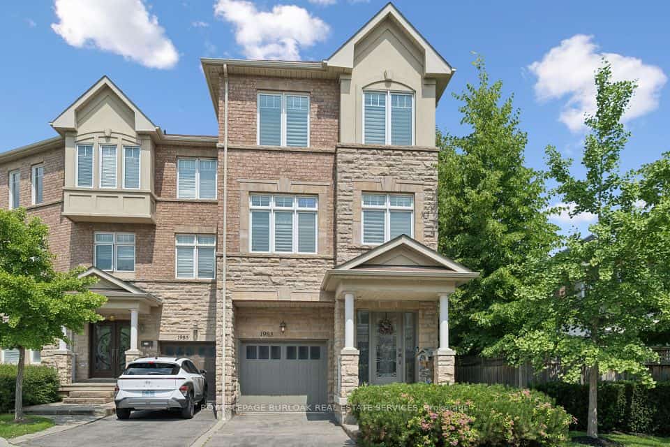 1983 Rackus Crescent, Mississauga, ON L5J 0A6