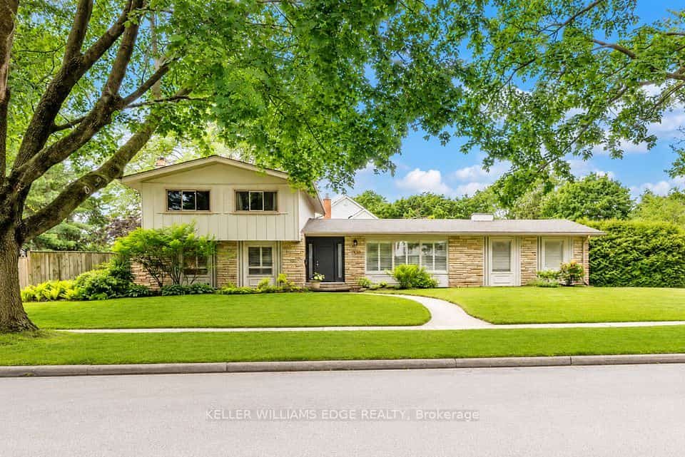 280 Penn Drive, Burlington, ON L7N 2B8