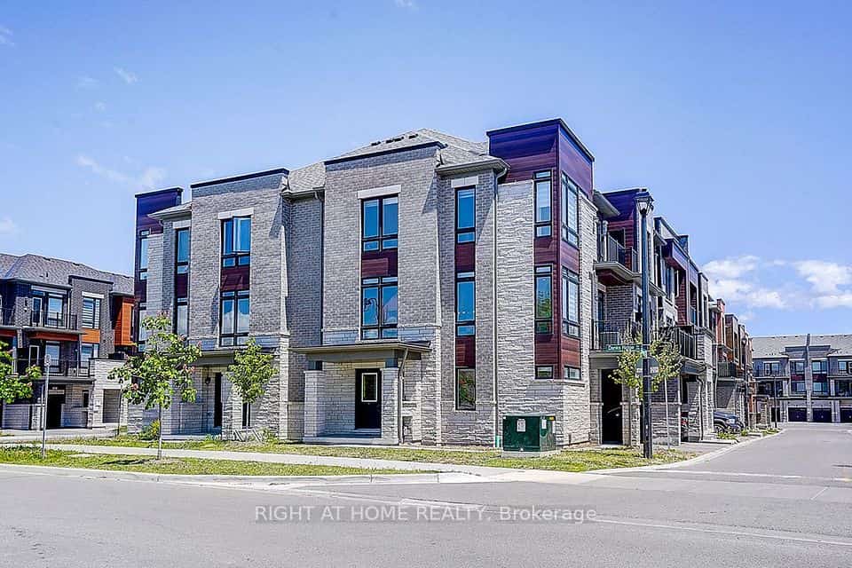 502 Littlewood Lane, Ajax, ON L1S 0H1