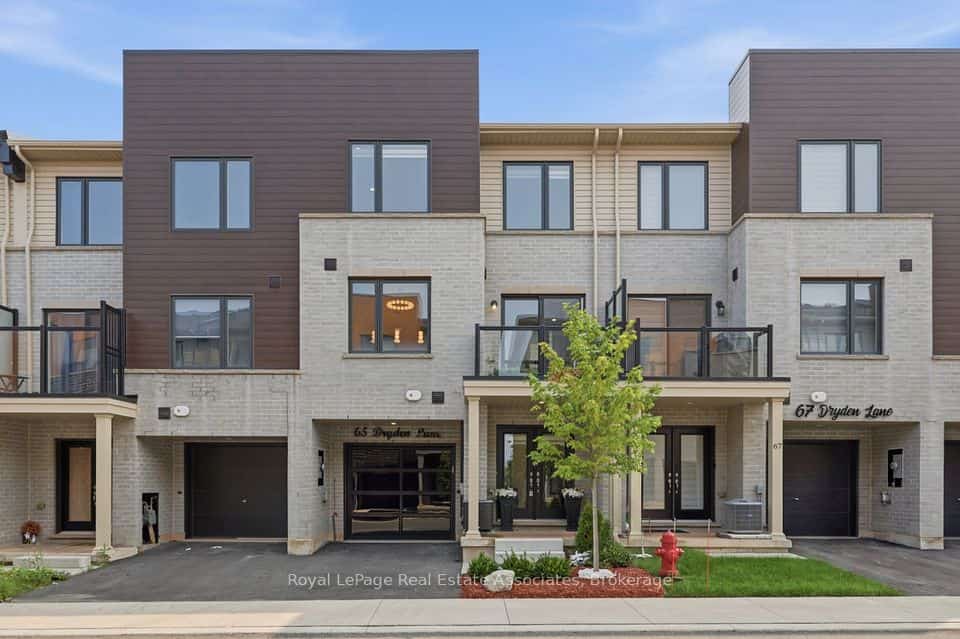 65 Dryden Lane, Hamilton, ON L8H 0B5