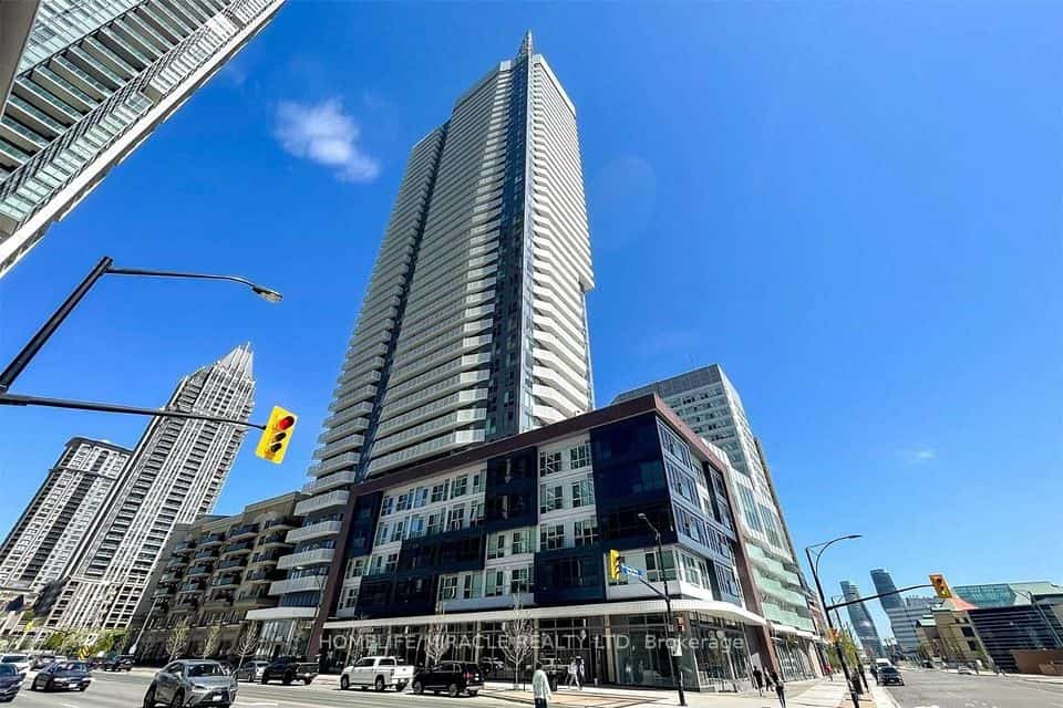 4065 Confederation Parkway #3608, Mississauga, ON L5B 0L4