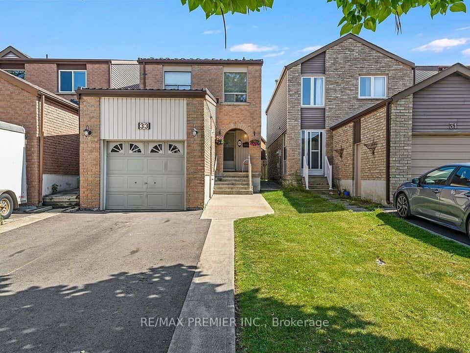 33 Laurel Valley Court, Vaughan, ON L4K 2B3