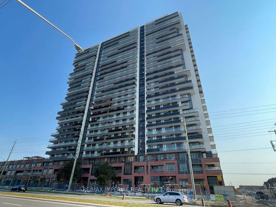2545 Simcoe Street N #808, Oshawa, ON L1L 0W3