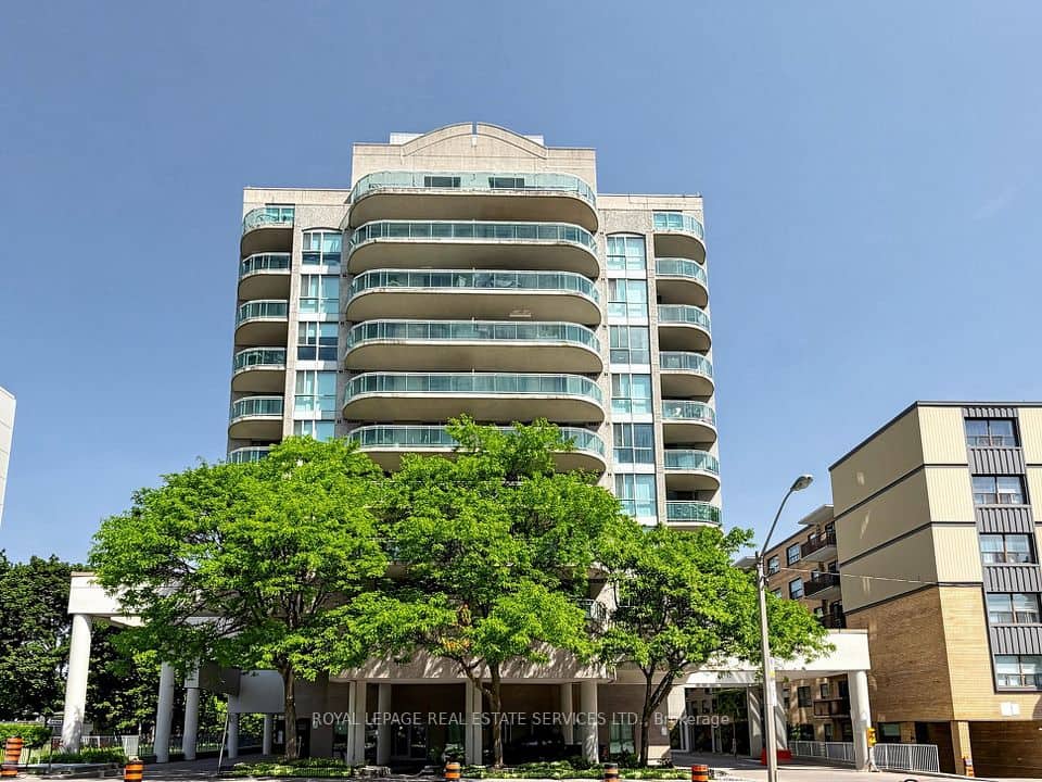 398 Eglinton Avenue, Toronto