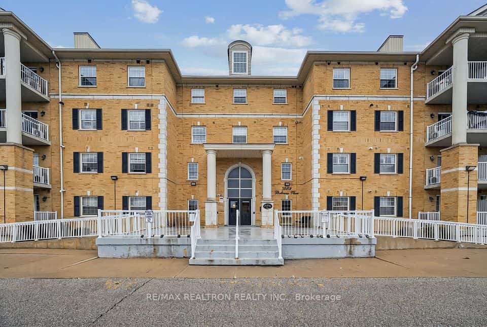 7428 Markham Road #110, Markham, ON L3S 4V6