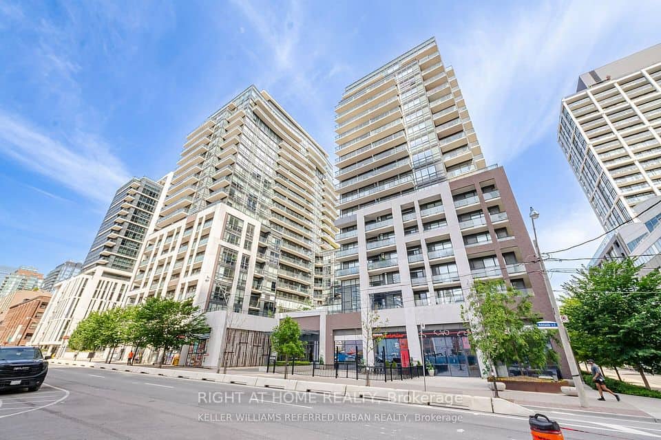 460 Adelaide Street, Toronto