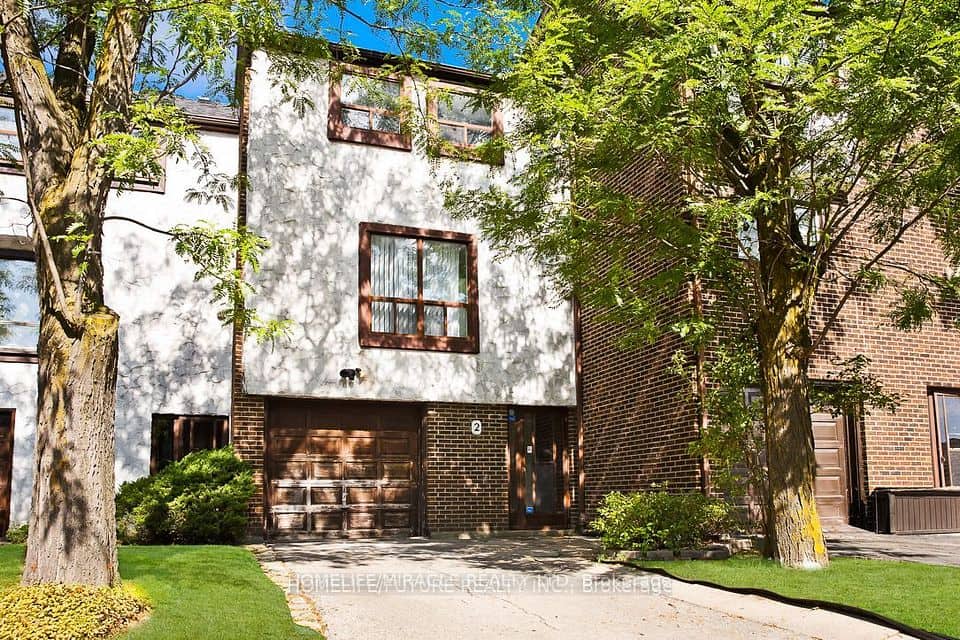 4020 Brandon Gate Drive, Mississauga