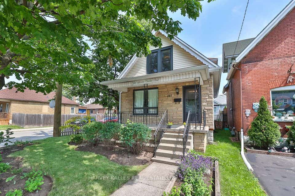 487 Dunsmure Road, Hamilton, ON L8H 1G8
