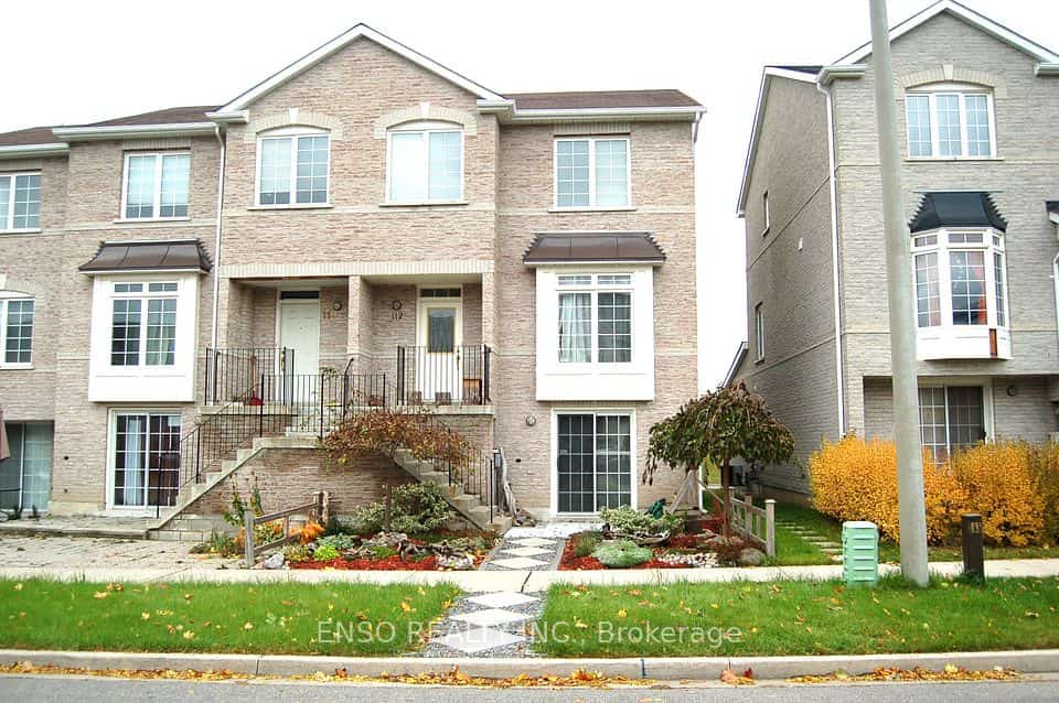 112 Sunway Square, Markham, ON L3P 7X6