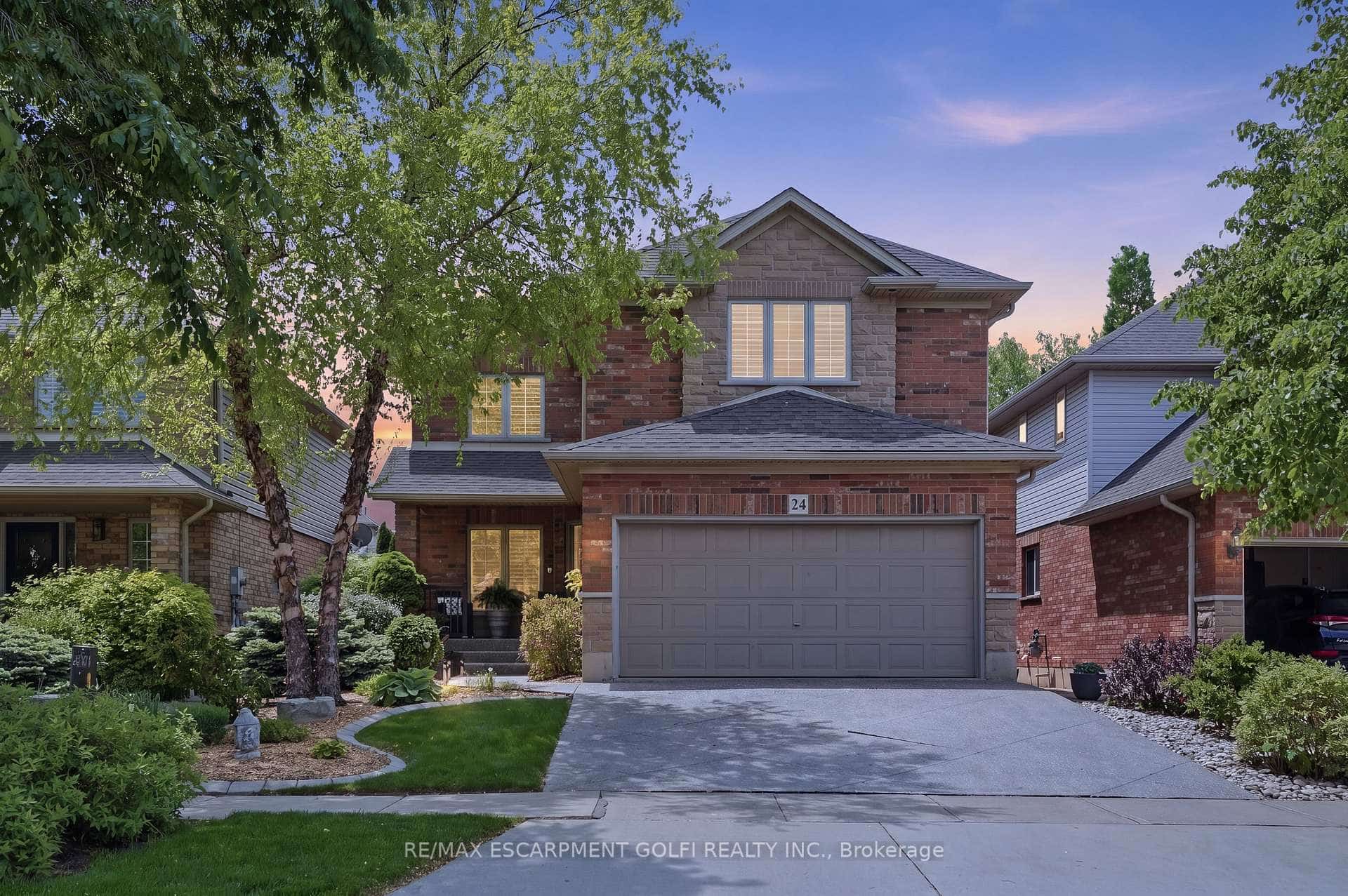 24 Benziger Lane, Hamilton, ON L8E 6B6