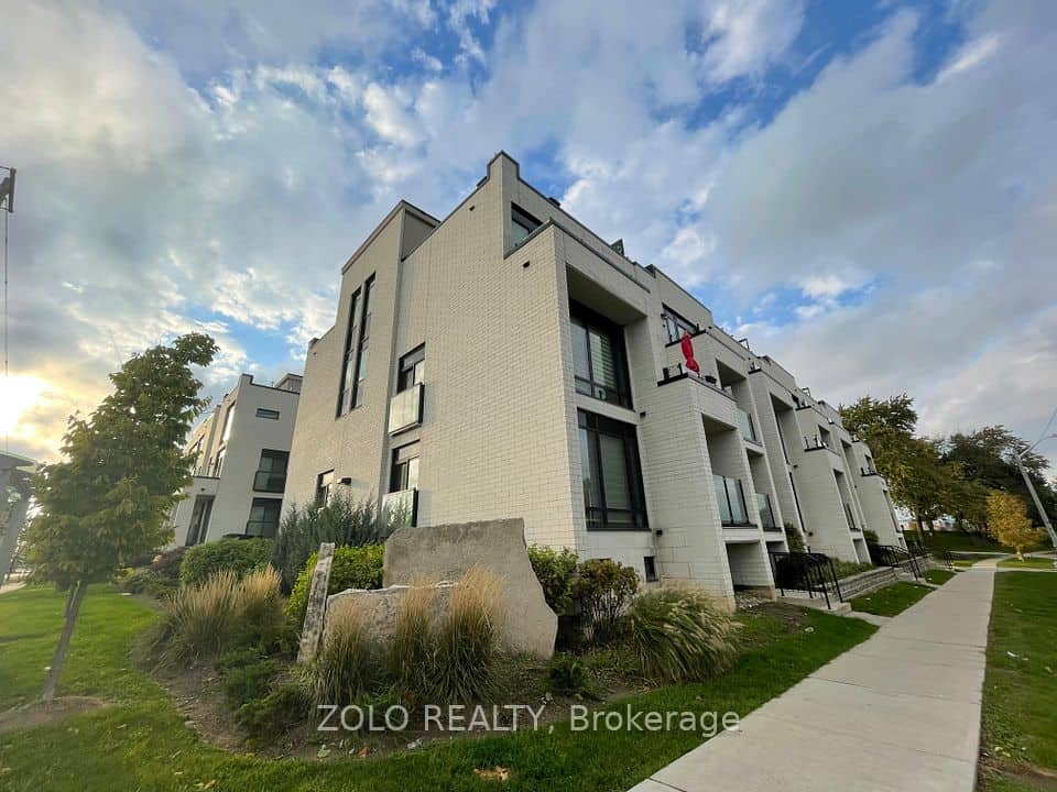 130 Widdicombe Hill Boulevard, Toronto