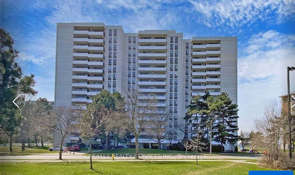 20 Forest Manor Road #1112, Toronto, ON M2J 1M2