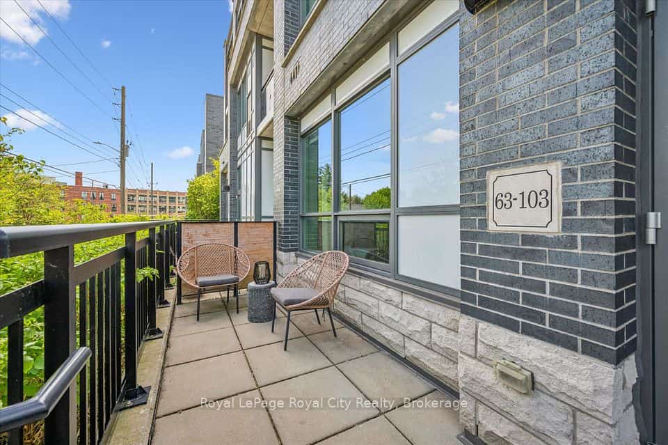 63 Arthur Street S #103, Guelph, ON N1E 0A8