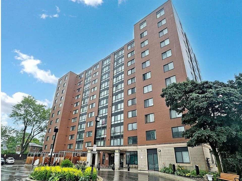 1665 Victoria Park Avenue #207, Toronto, ON M1R 5E5
