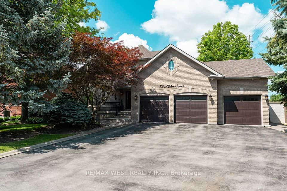 72 Alpha Court, Vaughan, ON L4L 8Y2