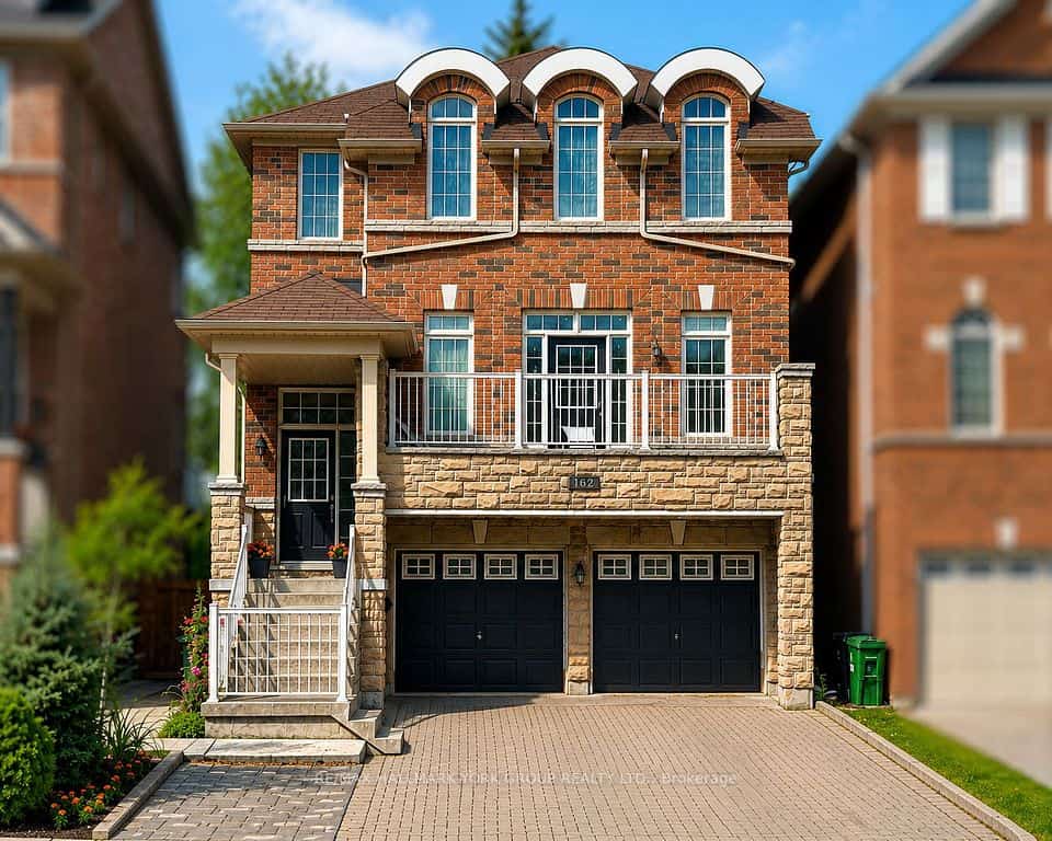 162 Bob Yuill Drive, Toronto, ON M9M 0B1