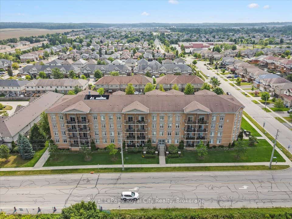 2 Colonial Drive #403, Guelph, ON N1L 0K8