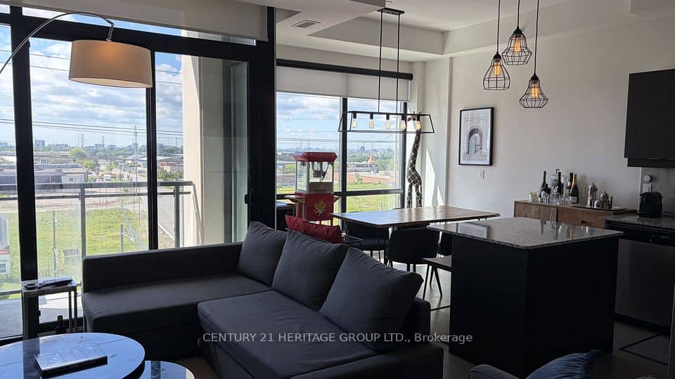 2910 Highway 7, Vaughan