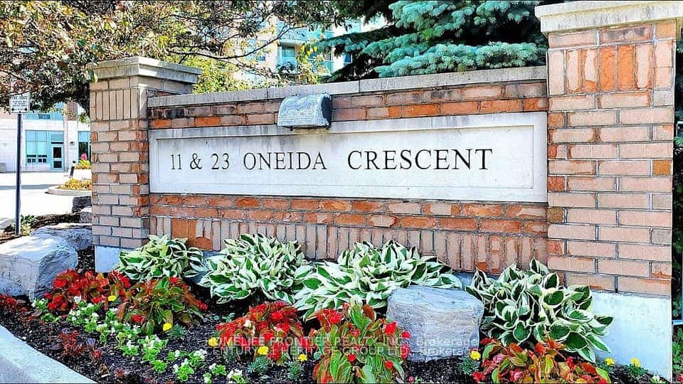 23 Oneida Crescent #907, Richmond Hill, ON L4B 0A2