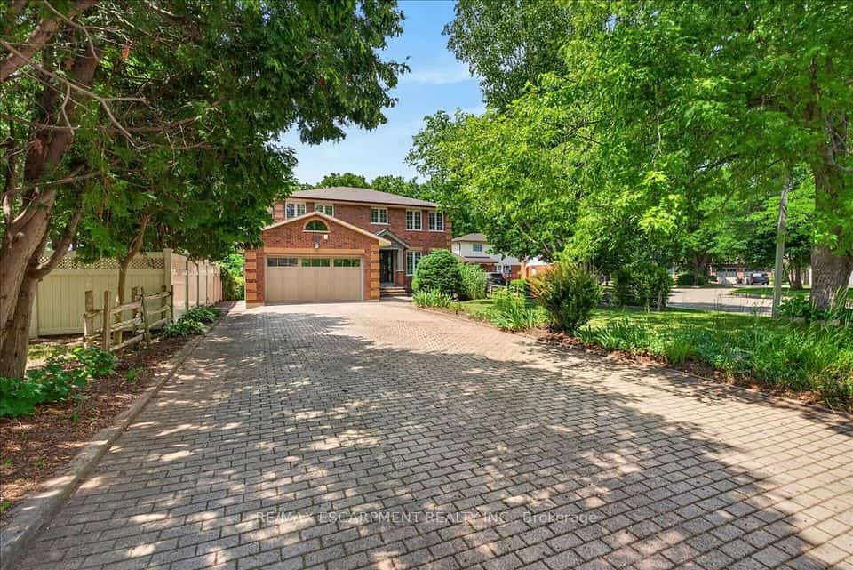 339 Kingsway Place, Milton, ON L9T 4C8