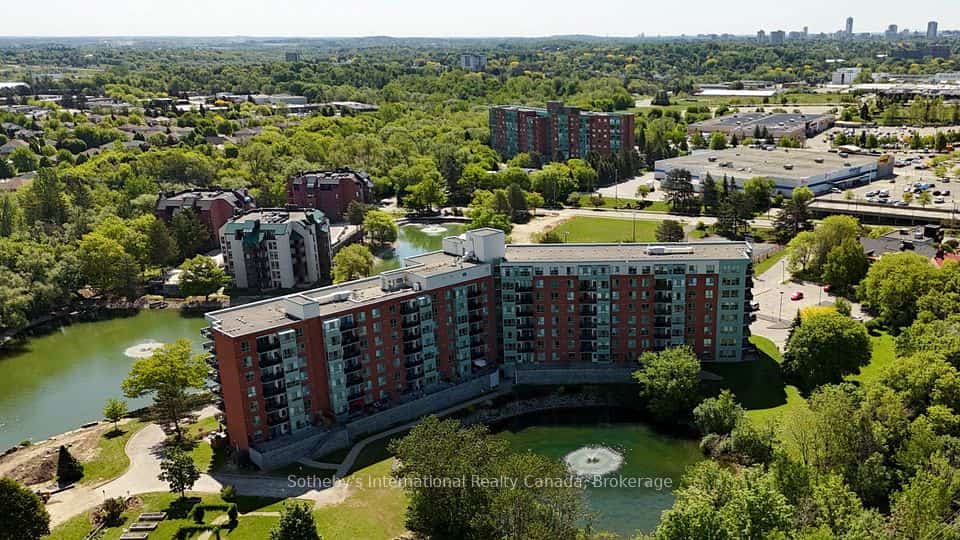 30 Blue Springs Drive #102, Waterloo, ON N2J 4T2