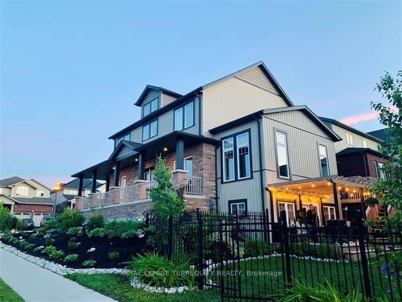387 Gravel Ridge Trail, Kitchener, ON N2E 0B9
