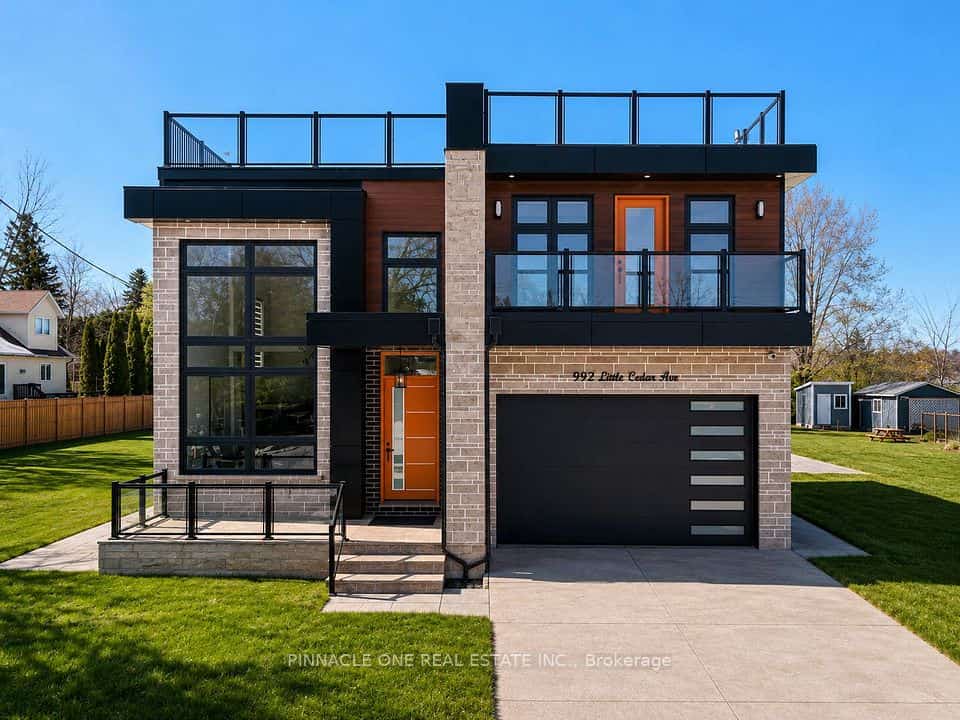 992 Little Cedar Avenue, Innisfil, ON L0L 1W0
