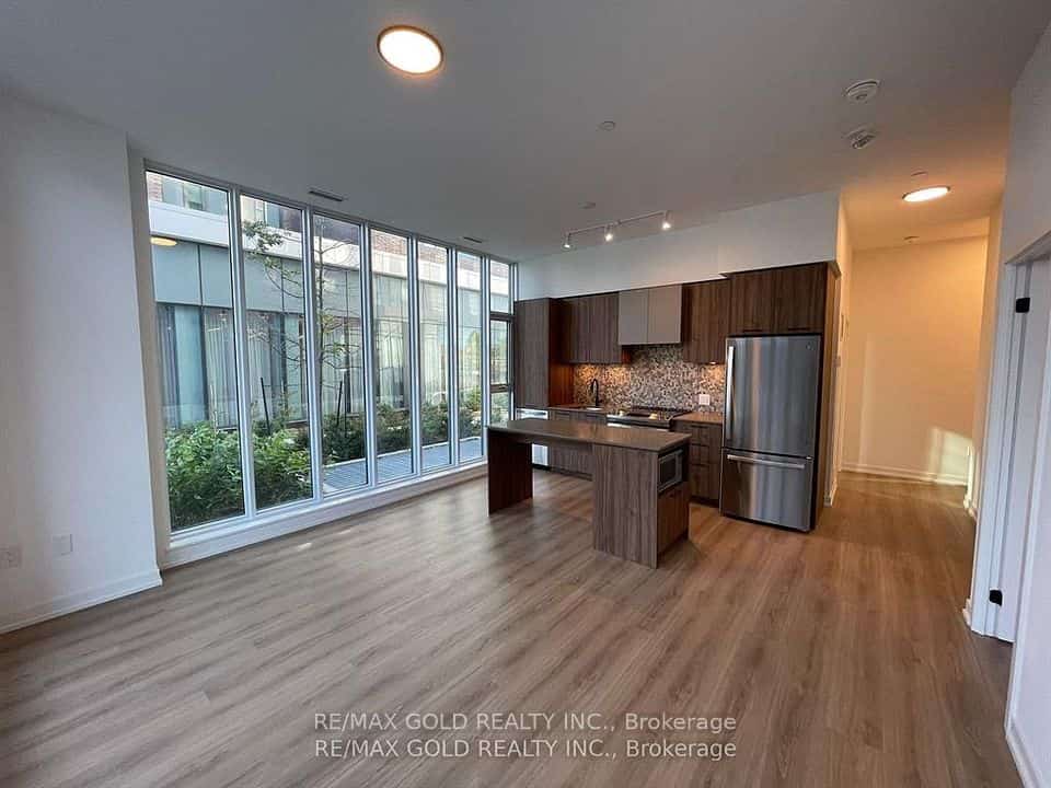 10 Lagerfeld Drive #104, Brampton, ON L7A 5L3