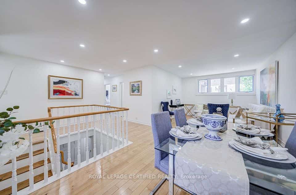 79 Samson Crescent, Toronto, ON M1G 1N2
