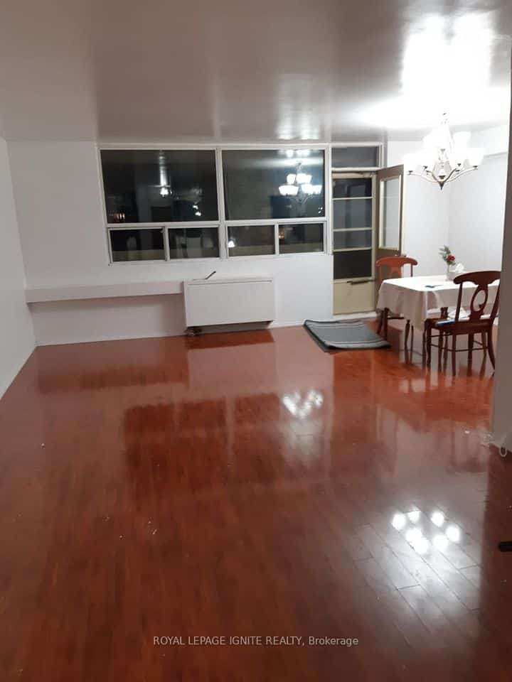 3420 Eglinton Avenue #307, Toronto, ON M1J 2H9