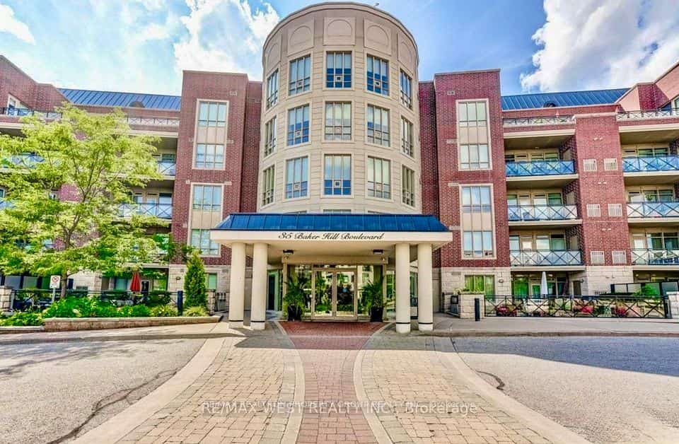 35 Baker Hill Boulevard W #309, Whitchurch-Stouffville, ON L4A 1P8
