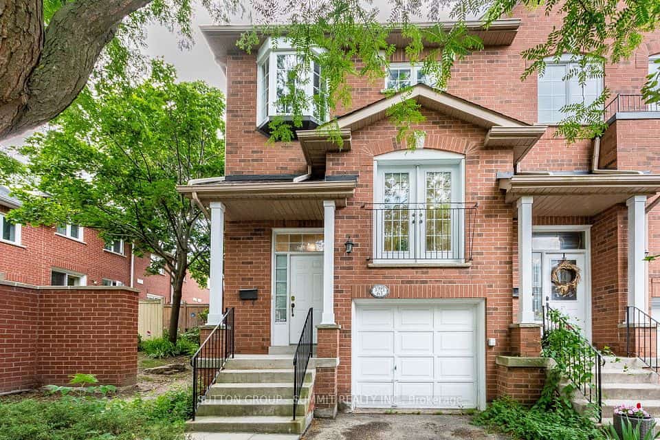 1591 South Parade Court #63, Mississauga, ON L5M 6G1