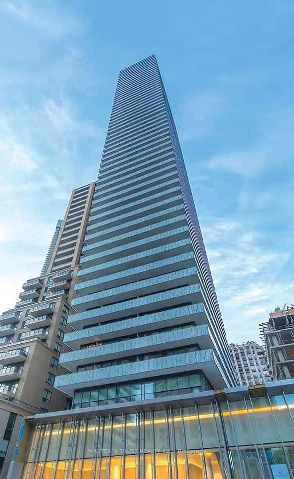 50 Charles Street E #1803, Toronto, ON M4Y 0C3