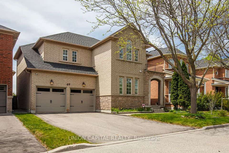 69 Southbrook Crescent, Markham, ON L6C 2H6